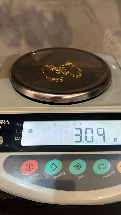 ۳ گرم و ۹۰ سوت